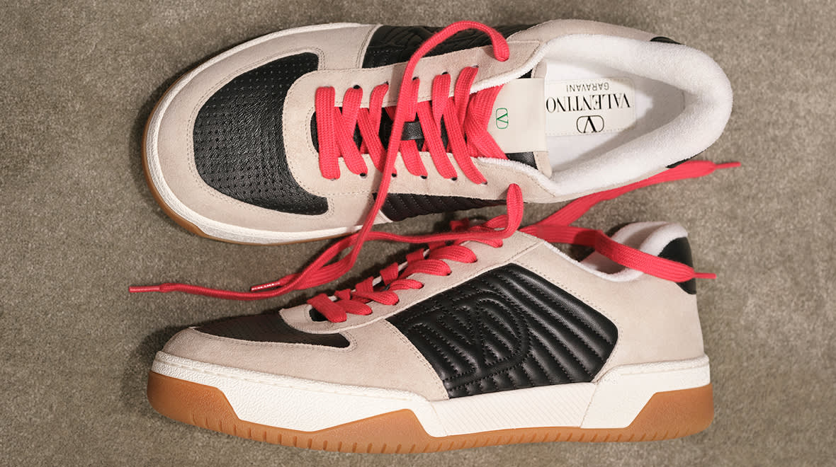 Valentino Spring26-D11 NoLogo 1180px x 660px 13