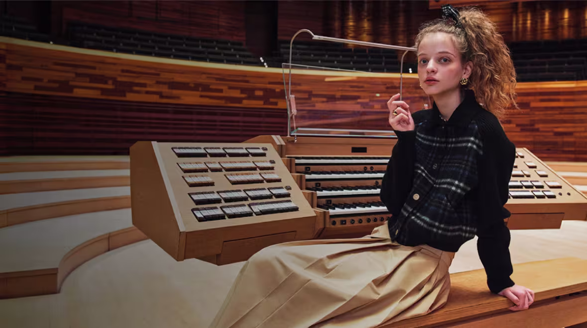 WEB-CLAUDIE-1180X660PX - Keith Macalintal