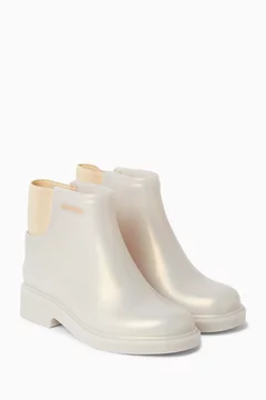 Neutral