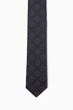أزرق