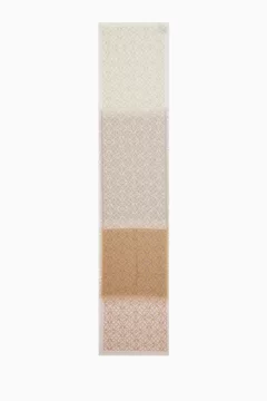 Light Pink/beige