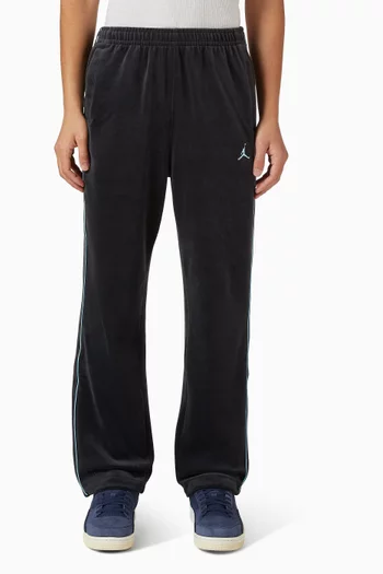 Logo Sweatpants in Velvet