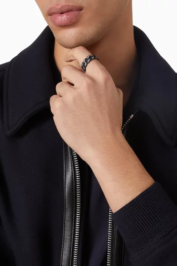 Curb Chain Band Ring in Titanium