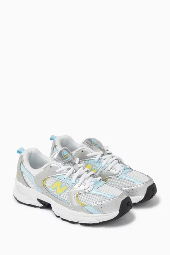 530 Sneakers in Mesh