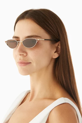 Cat-eye Sunglasses in Metal