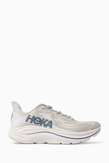 Clifton 10 Sneakers in Knit