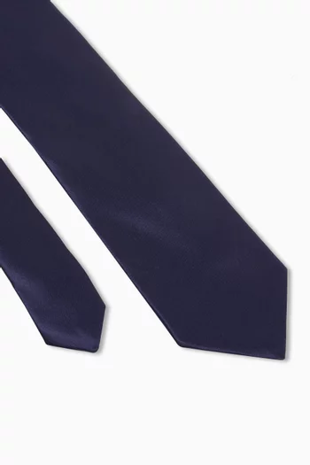 Solid Tie in Silk
