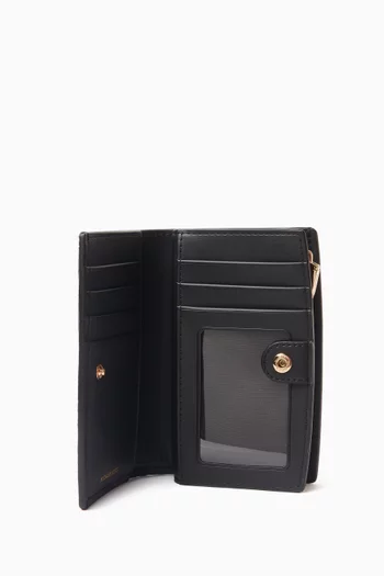 Medium Bryant Wallet in Pebbled Leather