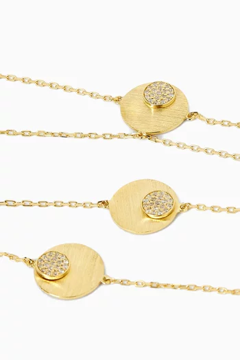Diamond Hand Chain Bracelet in 18kt Gold