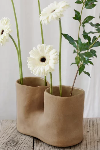 Tilia Double-sided Vase in Ceramic