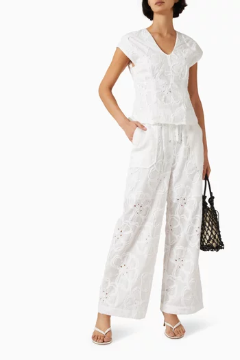 3D-flower Embroidered Top in Cotton Blend