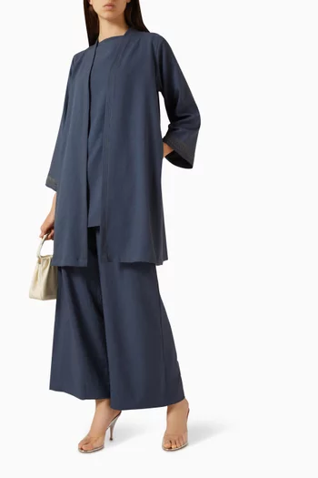 طقم من أربع قطع