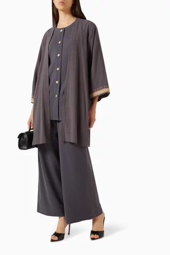 طقم من أربع قطع