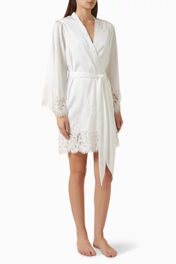 Peyton Short Lace Robe in Satin