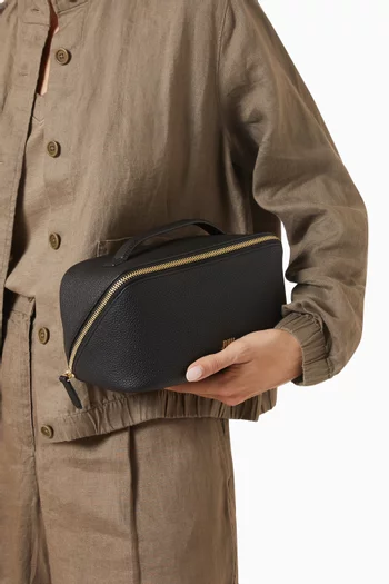Everyday Beauty Bag in Leather
