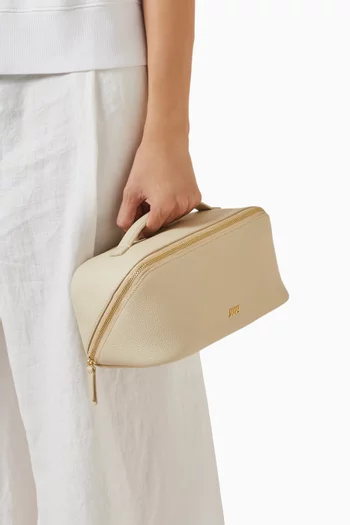 Everyday Beauty Bag in Leather