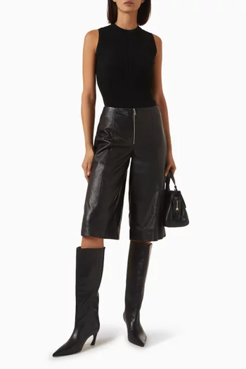 Studio Theatre Bermuda Shorts in Leather