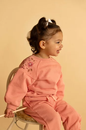 Junior Girl Wild Garden Embroidered Sweatshirt in Cotton