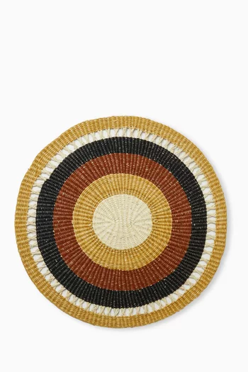 Shell Round Placemat in Straw