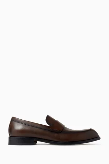 Tayil Loafers in Leather