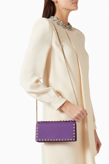 Rockstud Chain Wallet in Grainy Calfskin