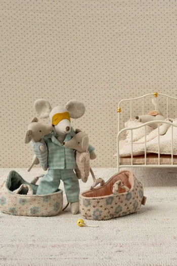 Baby Mouse in Carry Cot