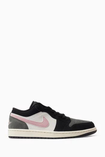 Air Jordan 1 Low SE Sneakers in Leather
