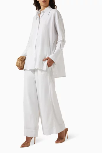 Classic Oversized Shirt in Linen-blend