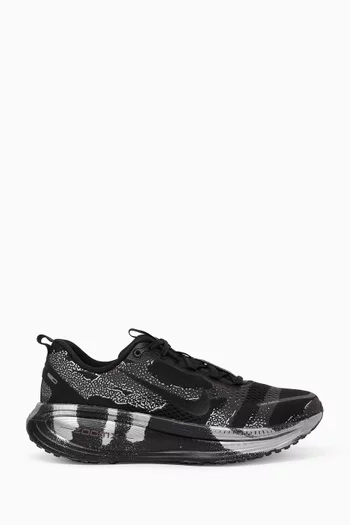 Vomero 18 Sneakers in Mesh