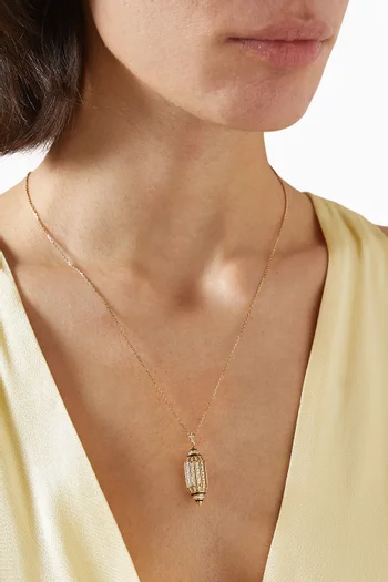 Al Merriyah Diamond Pendant Necklace in 18kt Yellow Gold