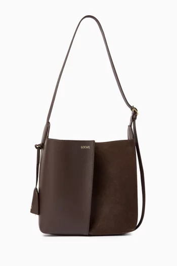 Medium Bilbao Bucket Bag in Leather