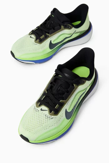Pegasus 42 Sneakers in Mesh