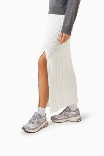 Unisex 2010 Low-top Sneakers in Mesh