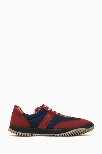 Low-top Sneakers in Alter Suede
