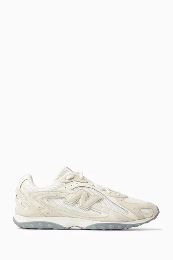 204L Sneakers