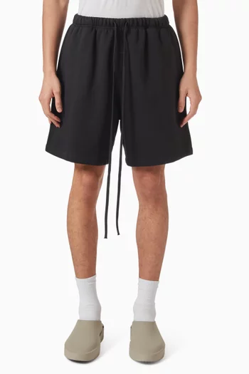 Signature Classic Sweatshorts in Core Fleece