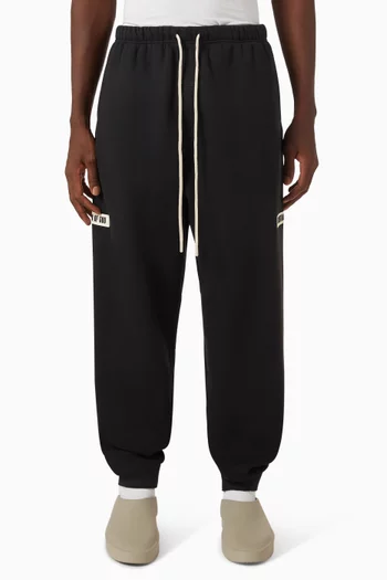 Classic Fit Sweatpants in Core Fleece
