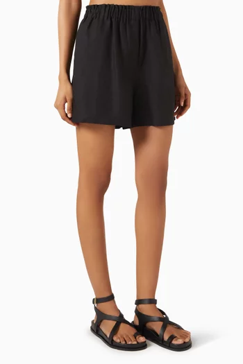 Masha Shorts in Linen