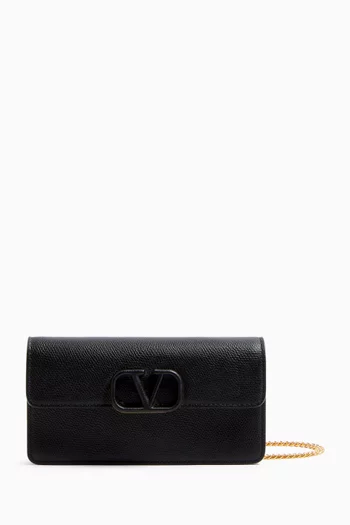 VLogo Signature Wallet with Chain in Grainy Calfskin