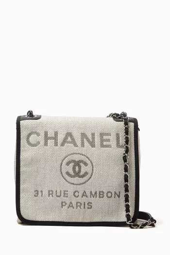 Small Deauville Messenger Bag in Raffia