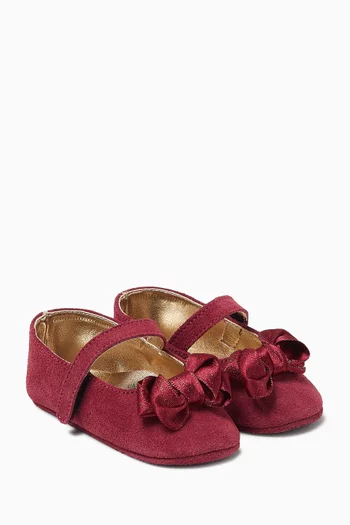 Bow-Embellished Ballerina Flats in Suede