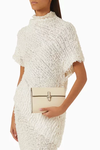 The Small Soft Clutch in Leather