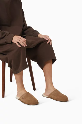 Scuff Slippers in Suede