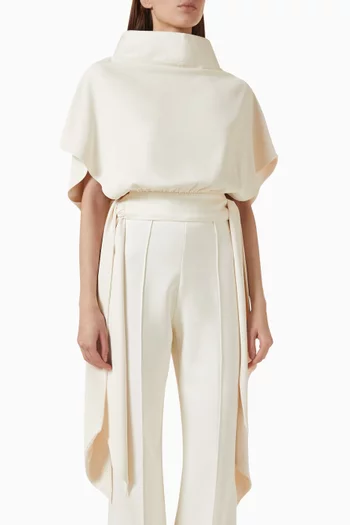 Open-side Turtleneck Top