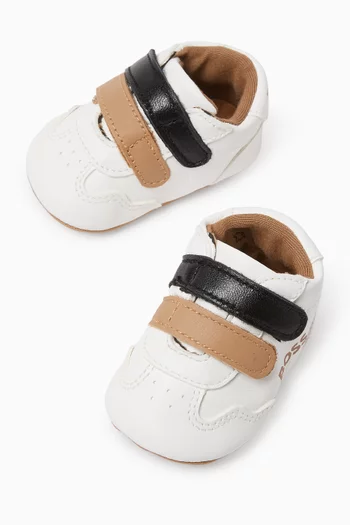 Soft Logo Sneakers in Leather