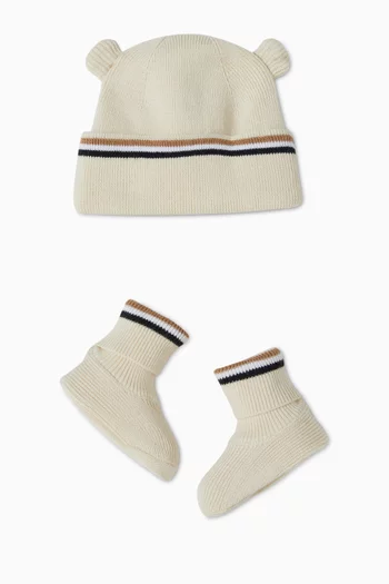Knit Beanie & Booties Set in Organic Cotton