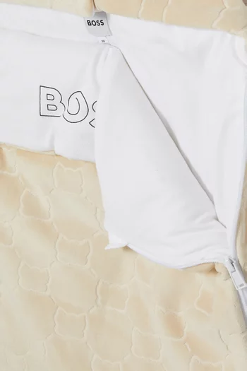 Logo Jacquard Baby Nest