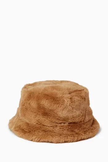 Hat in Faux Fur