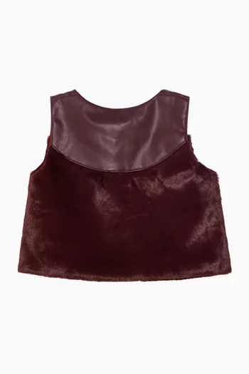Sleeveless Jacket in Faux-fur