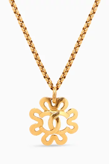 Vintage Flower Pendant Necklace